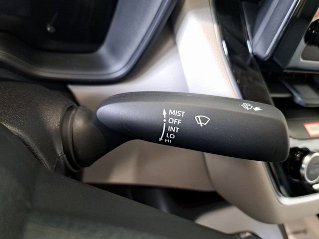 Used 2026 Toyota Corolla LE image 22