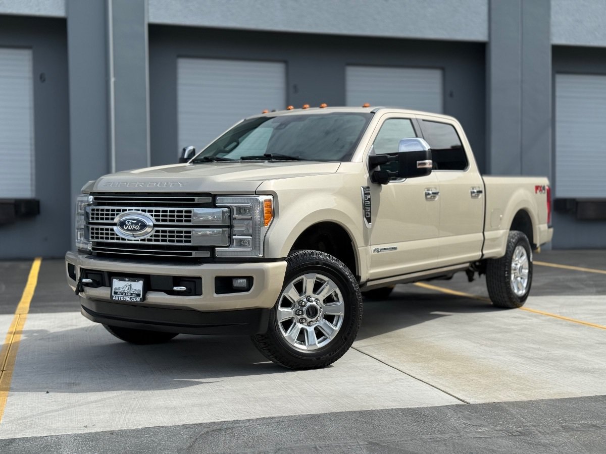 Used 2018 Ford F250 Platinum w/ Platinum Ultimate Package AWD/4WD image 8