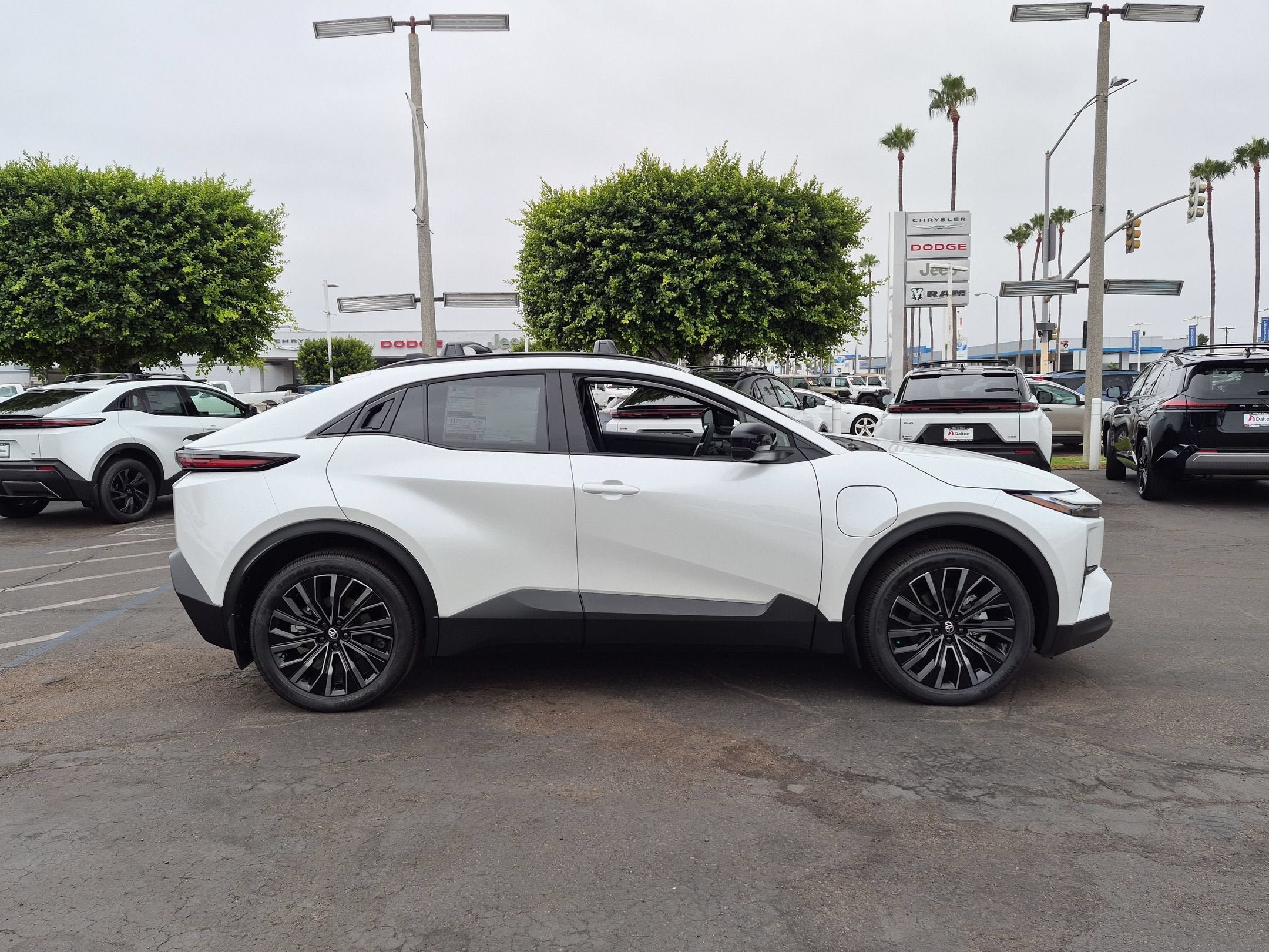 New 2026 Toyota C-HR AWD/4WD image 5