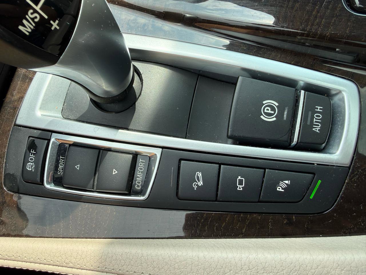 Used 2013 BMW 528i xDrive Sedan AWD/4WD image 19