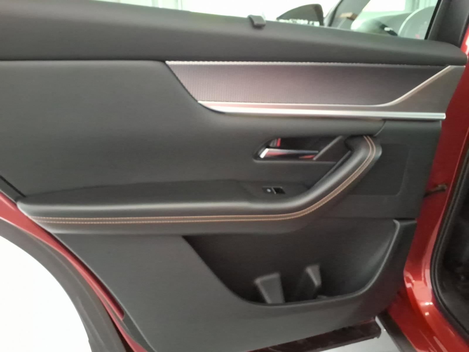 Used 2025 MAZDA CX-90 3.3 Turbo S w/ Premium Package image 17