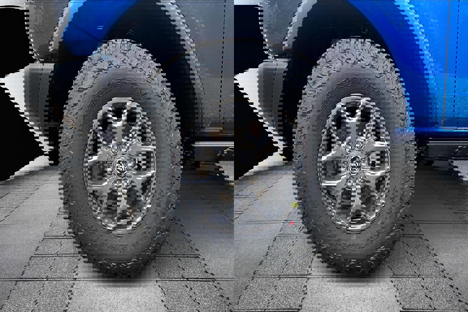 New 2025 Ford Bronco Badlands image 12