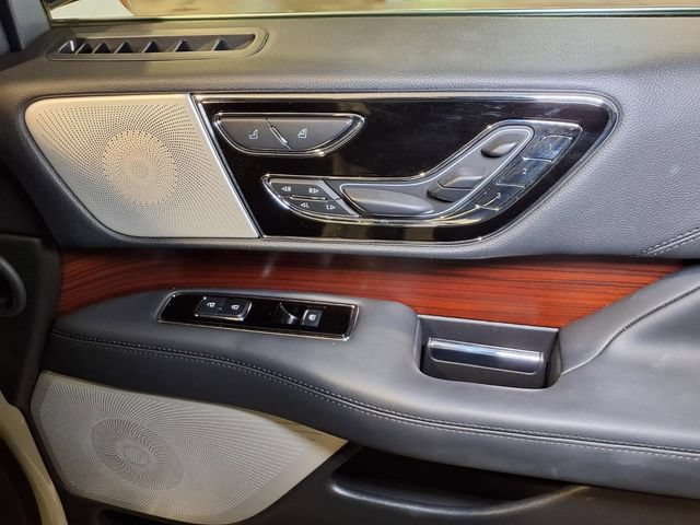 Used 2023 Lincoln Navigator Reserve AWD/4WD image 27
