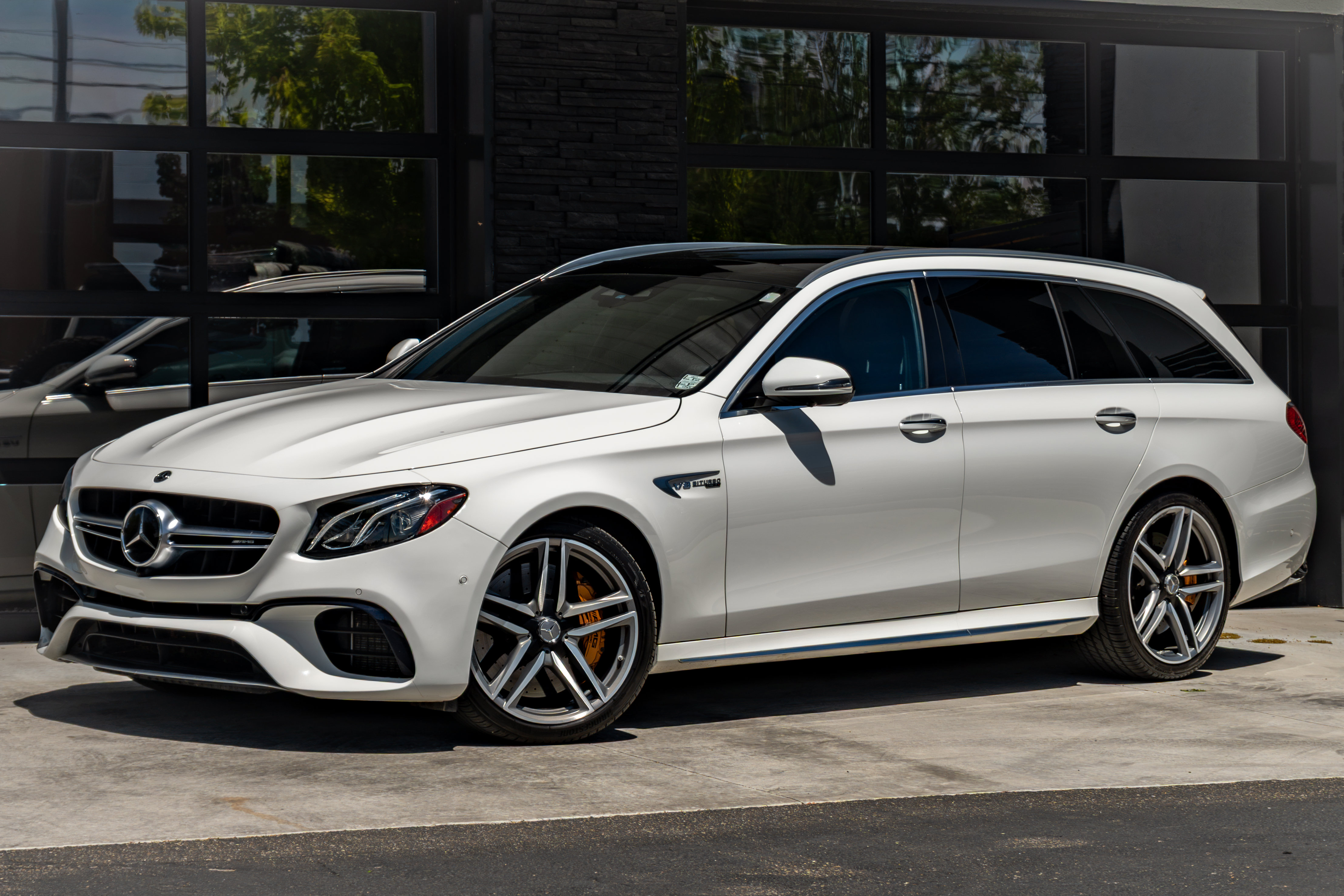 Used 2018 Mercedes-Benz E 63 AMG S image 3