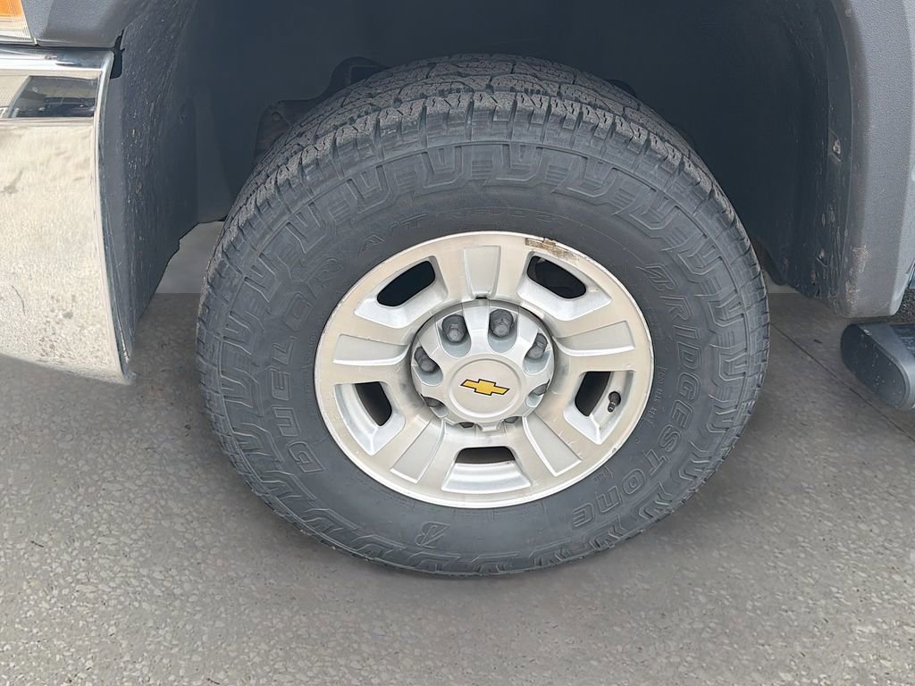 Used 2009 Chevrolet Silverado 2500 LT w/ Snow Plow Prep Package image 33