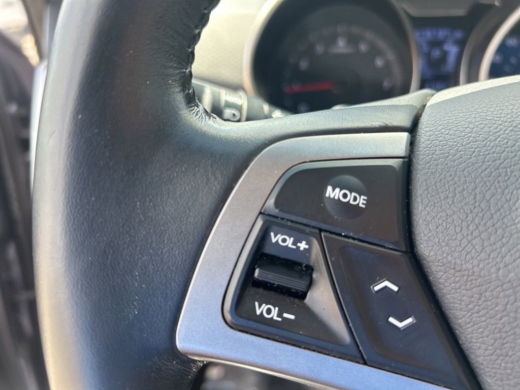 Used 2017 Hyundai Veloster image 43