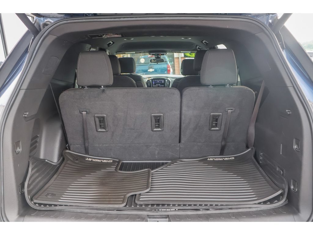 Used 2023 Chevrolet Traverse LT AWD/4WD image 32