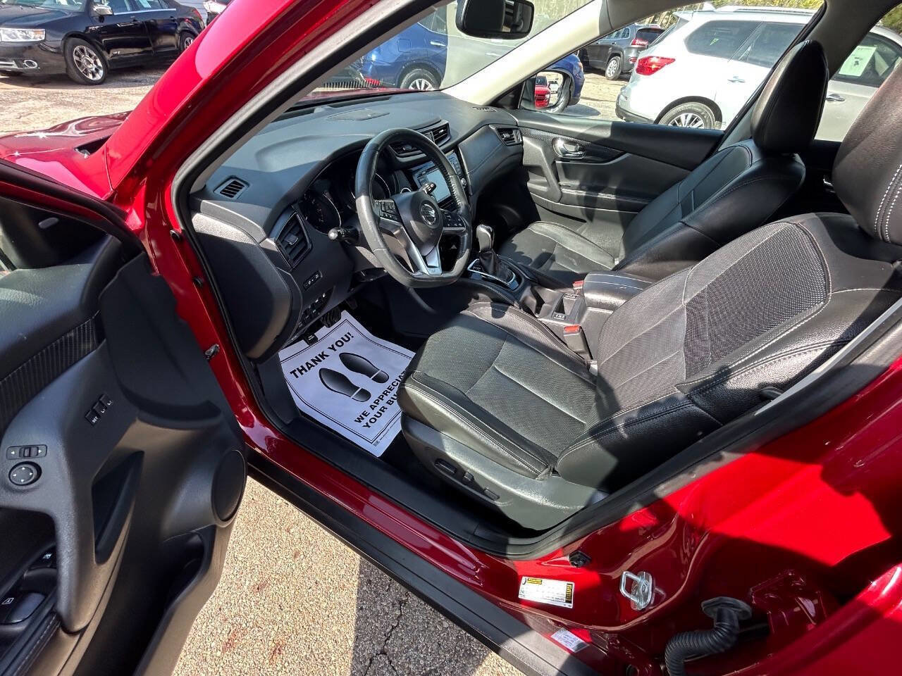 Used 2018 Nissan Rogue SL w/ Premium Package image 5