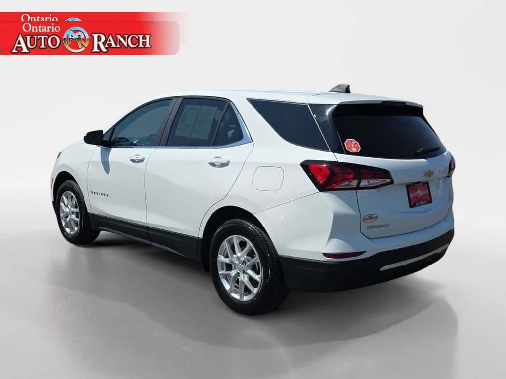 Used 2024 Chevrolet Equinox LT AWD/4WD image 3