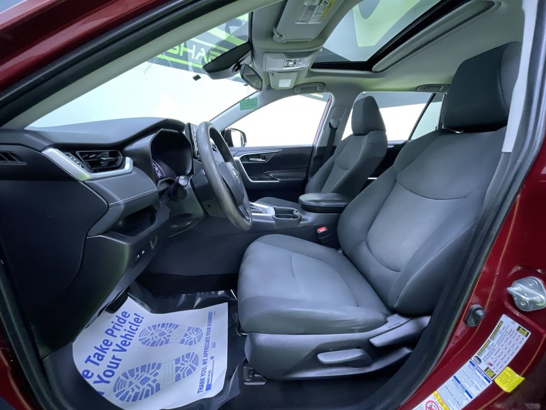 Used 2019 Toyota RAV4 XLE image 17