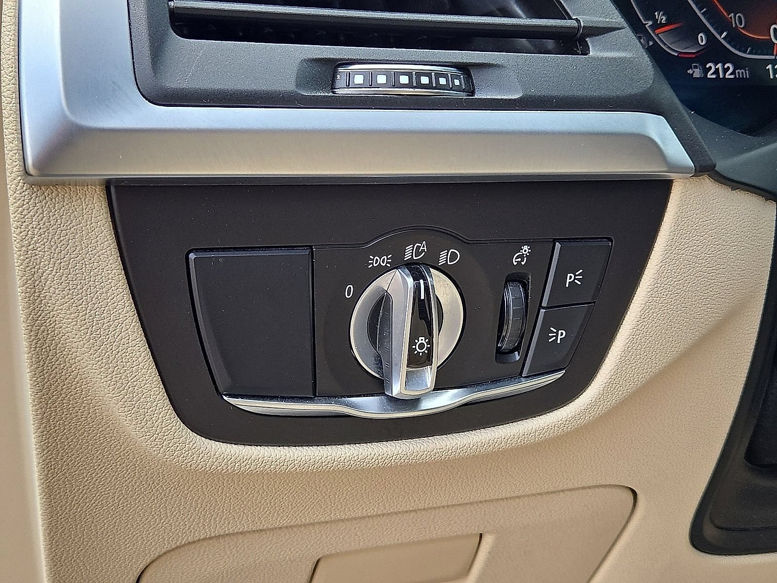 Used 2022 BMW X3 sDrive30i w/ Convenience Package RWD image 26