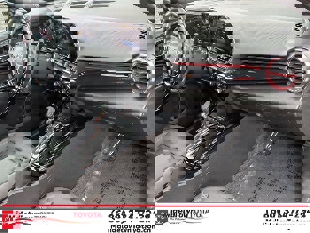 Used 2024 Chevrolet Trax RS w/ Driver Confidence Package image 37