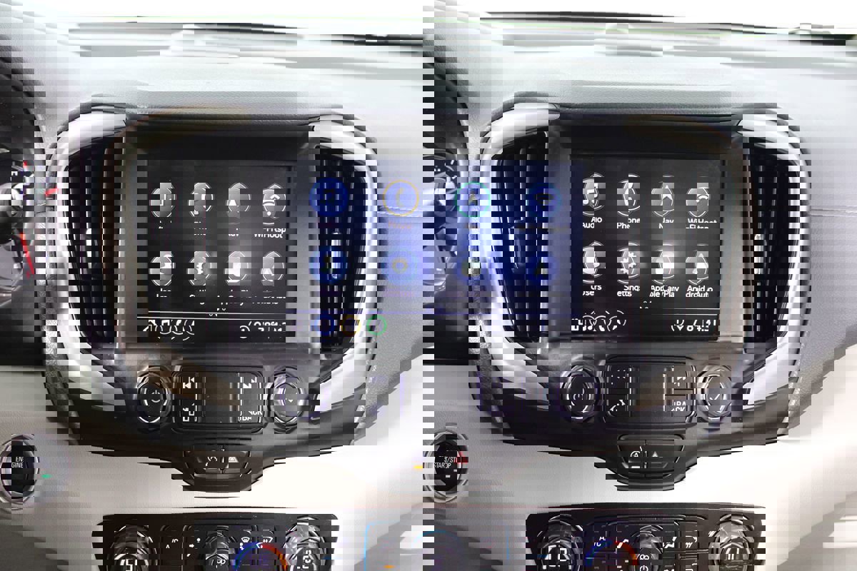 Used 2022 GMC Terrain Denali w/ Denali Premium Package image 11