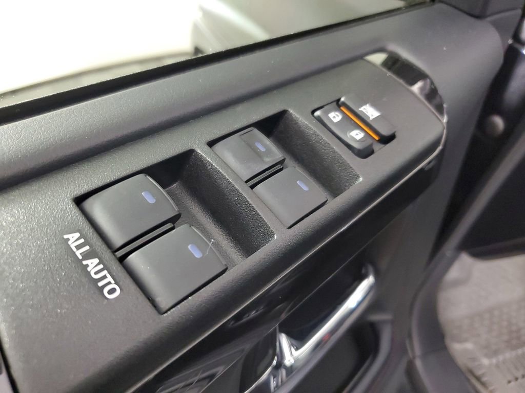Used 2024 Toyota 4Runner TRD Off-Road Premium w/ Moonroof Package AWD/4WD image 18