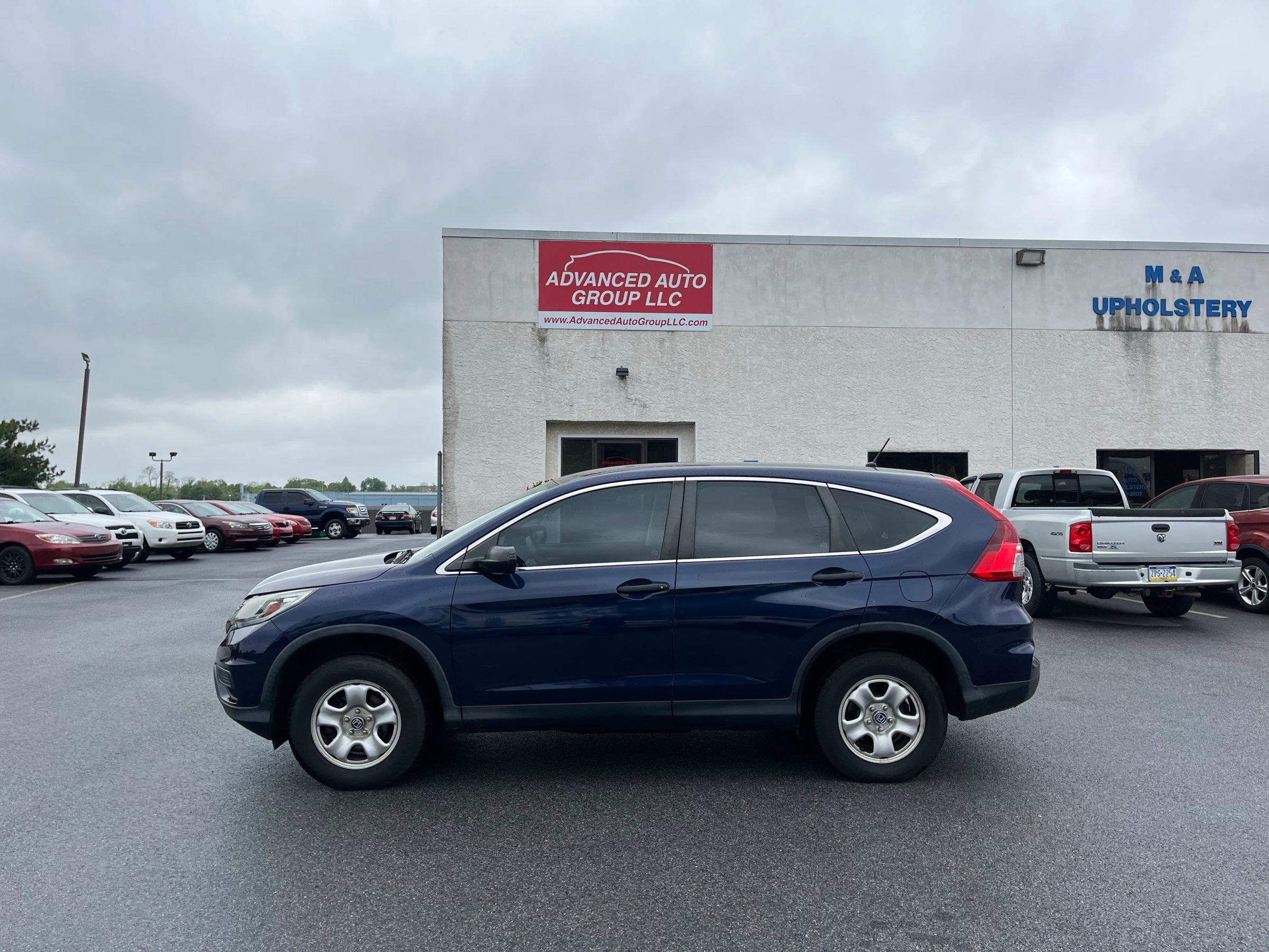 Used 2015 Honda CR-V LX image 5