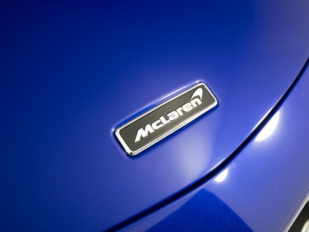 Used 2024 McLaren Artura image 36