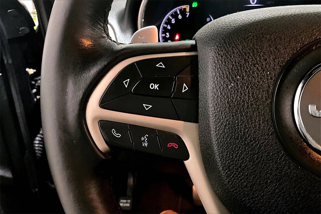 Used 2015 Jeep Grand Cherokee Laredo image 11