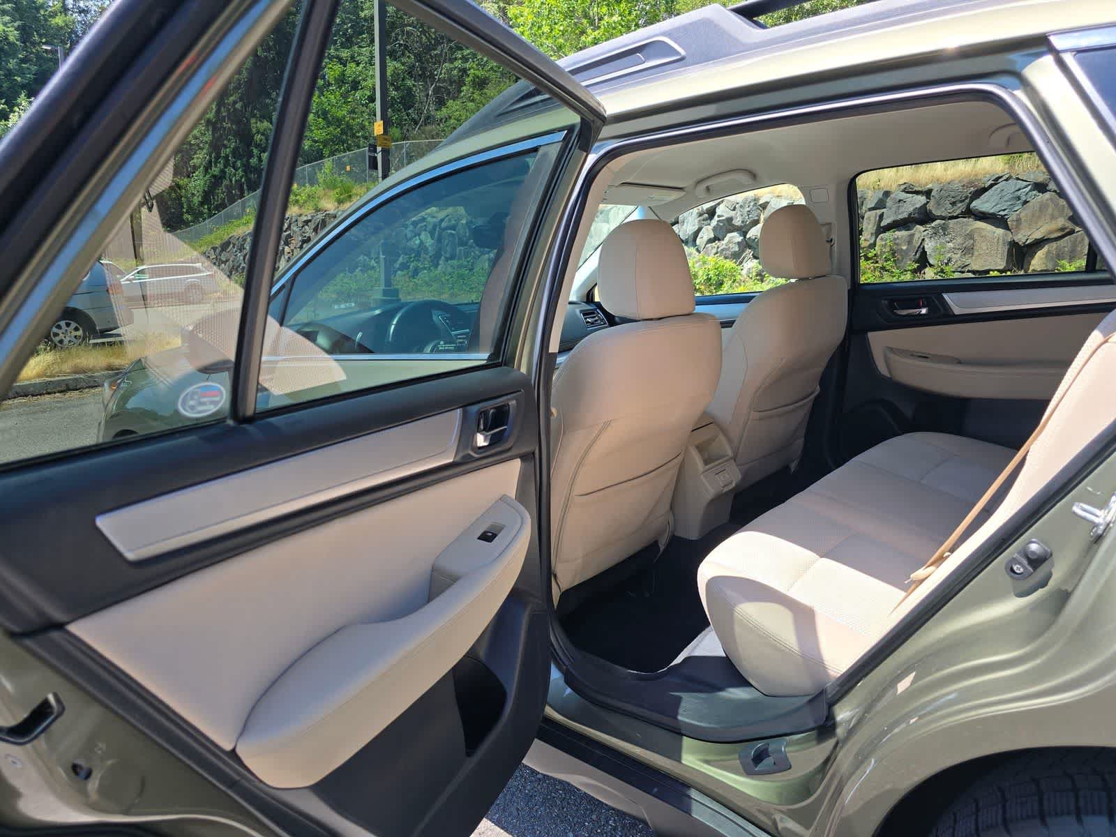 Used 2019 Subaru Outback 2.5i Premium AWD/4WD image 12