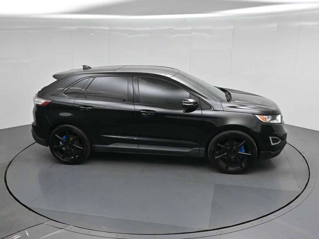 Used 2016 Ford Edge Titanium w/ Equipment Group 301A image 66