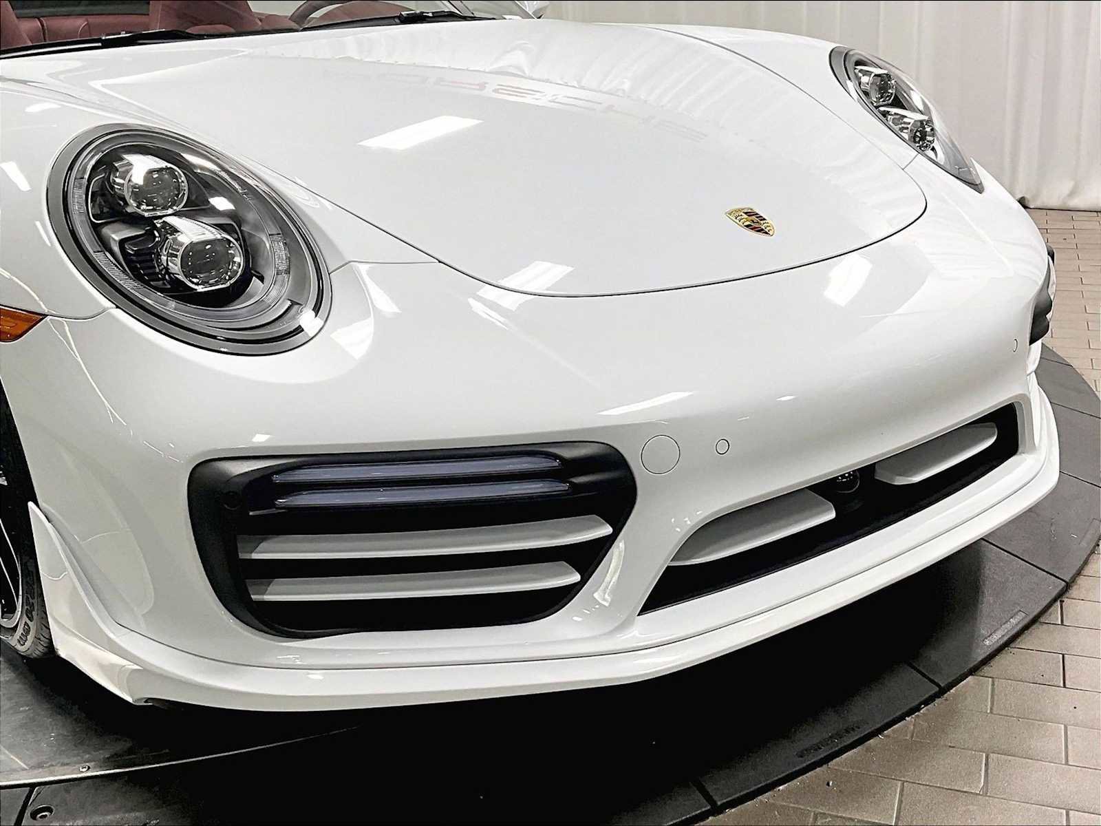 Used 2019 Porsche 911 Turbo S image 32
