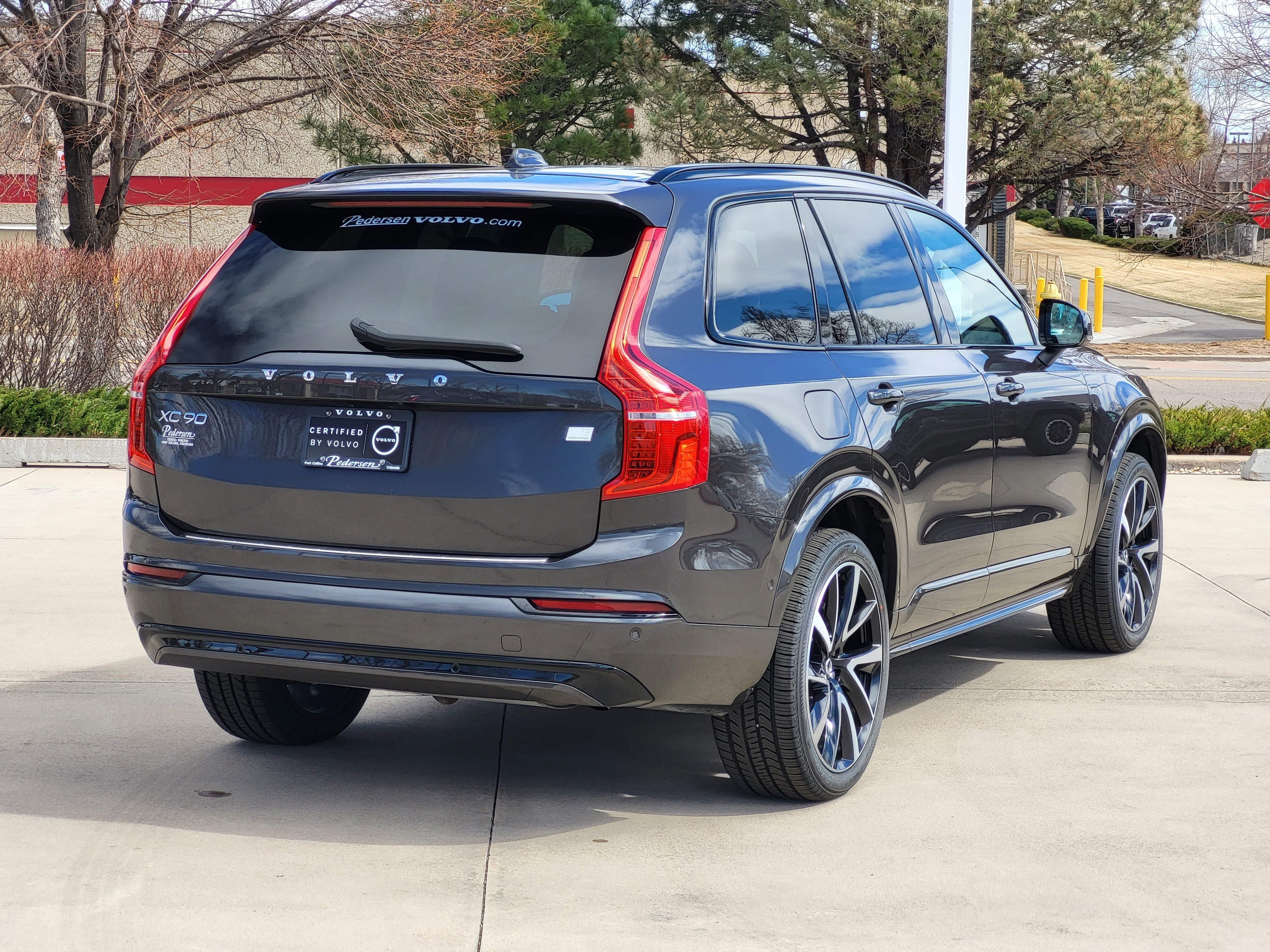 Certified 2023 Volvo XC90 T8 Plus w/ Protection Package Premier image 2