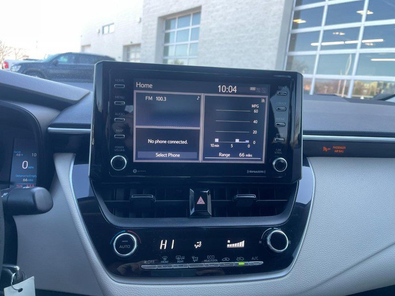 Used 2021 Toyota Corolla LE image 25