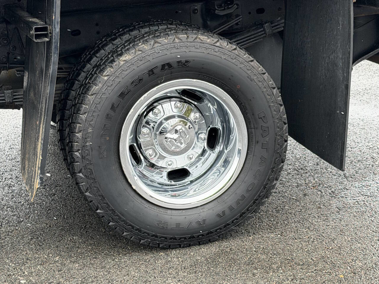 Used 2023 RAM 3500 Tradesman image 21