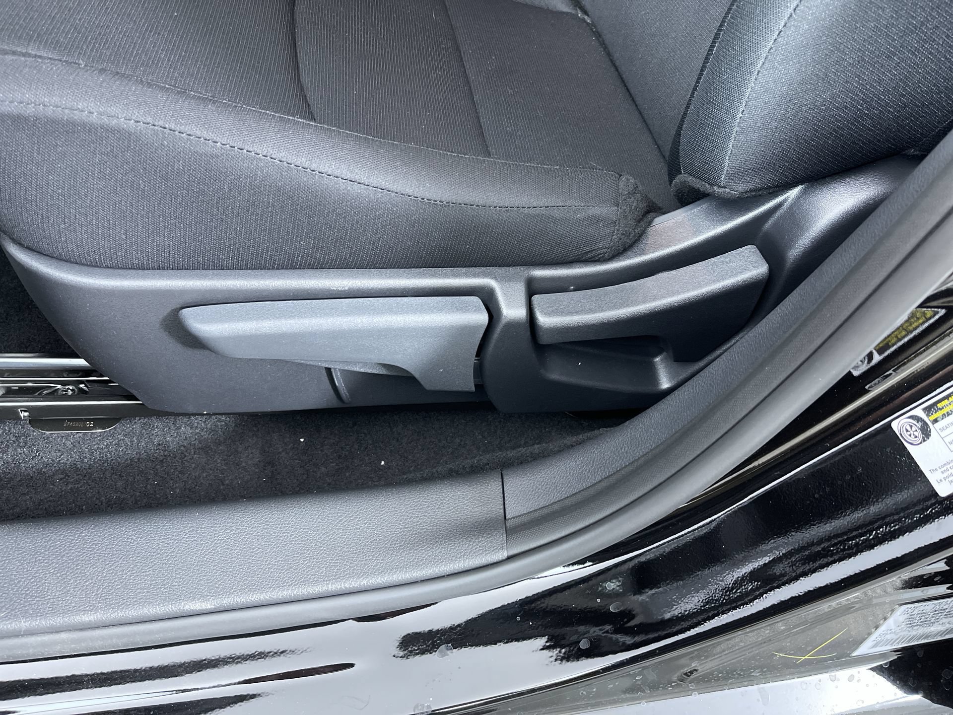 Certified 2025 Nissan Sentra S FWD image 13
