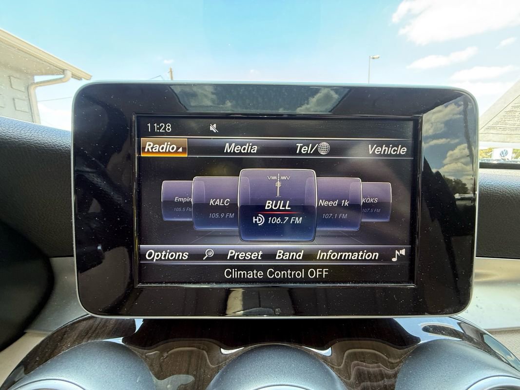 Used 2016 Mercedes-Benz GLC 300 4MATIC image 15