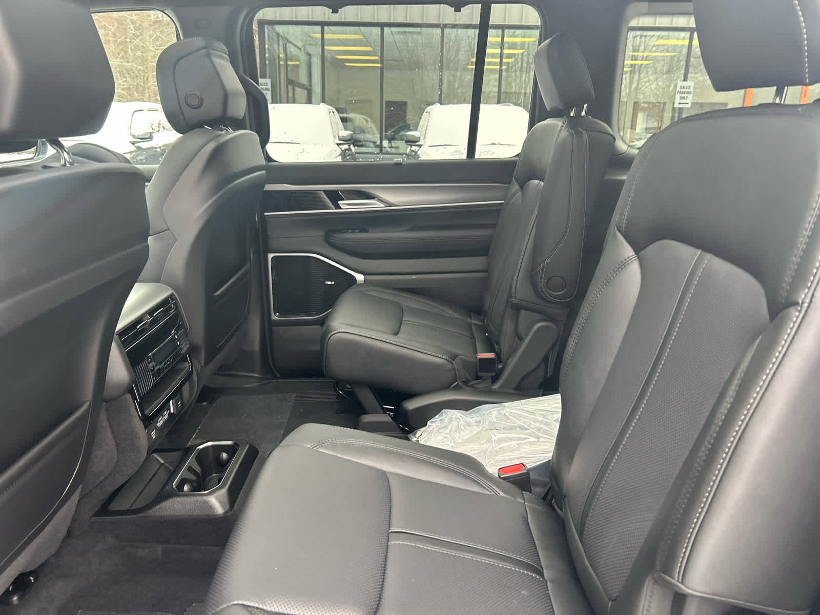 New 2026 Jeep Grand Wagoneer Limited image 33