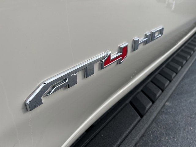 Used 2026 GMC Sierra 2500 AT4 w/ AT4 Premium Plus Package image 18