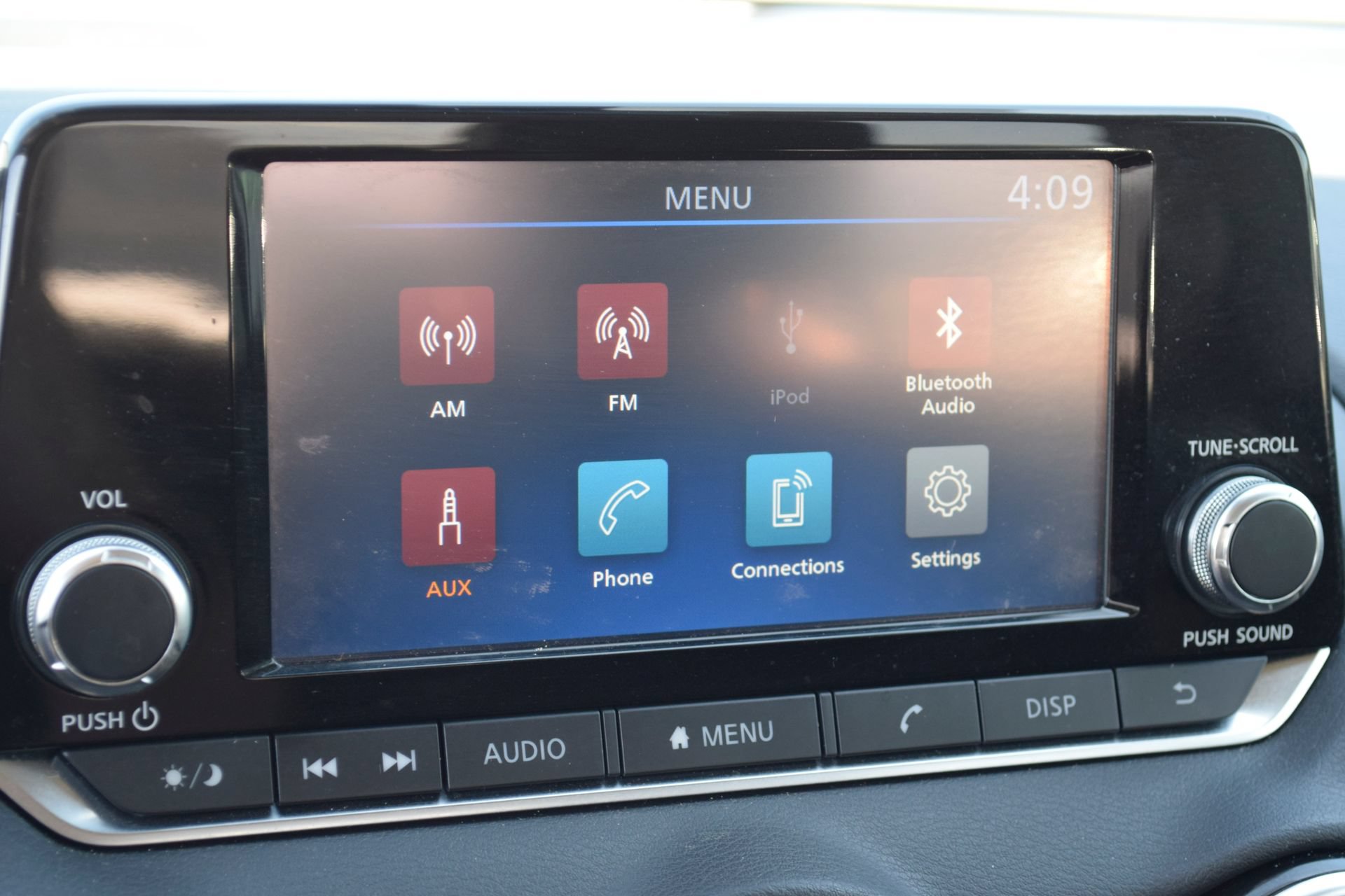 Used 2024 Nissan Sentra S FWD image 12