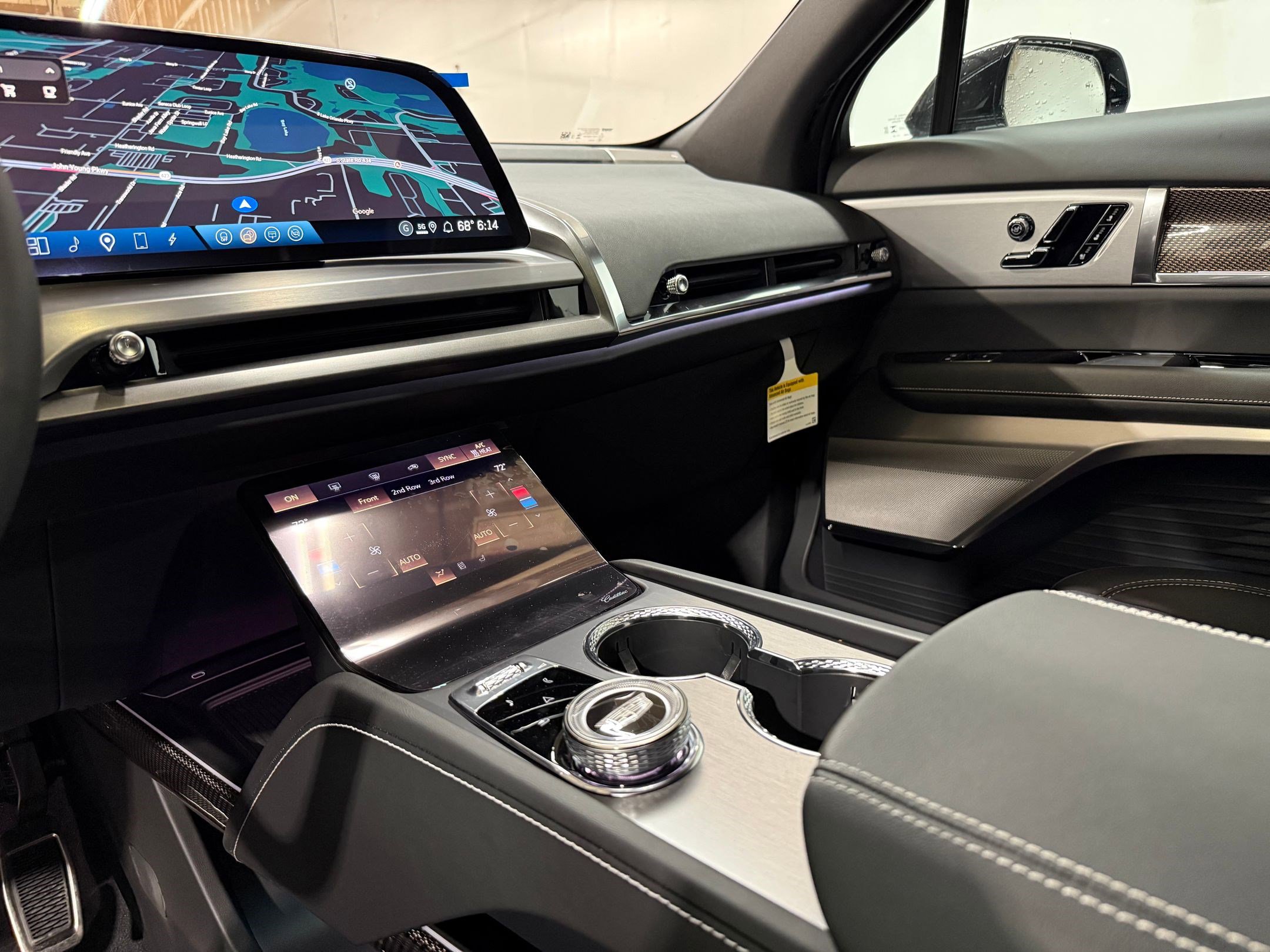 New 2026 Cadillac Vistiq Sport image 30