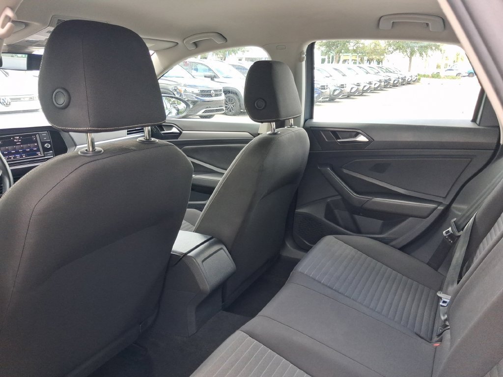 Certified 2024 Volkswagen Jetta S FWD image 19