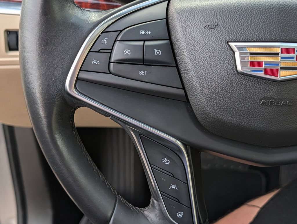 Used 2018 Cadillac XT5 Premium Luxury FWD image 20