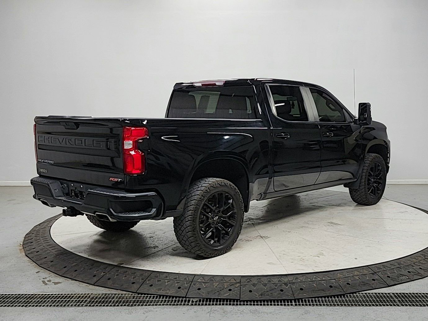 Used 2022 Chevrolet Silverado 1500 RST w/ Z71 Off-Road Package image 7