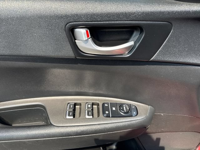 Used 2018 Kia Optima S w/ Panoramic Sunroof Package FWD image 11