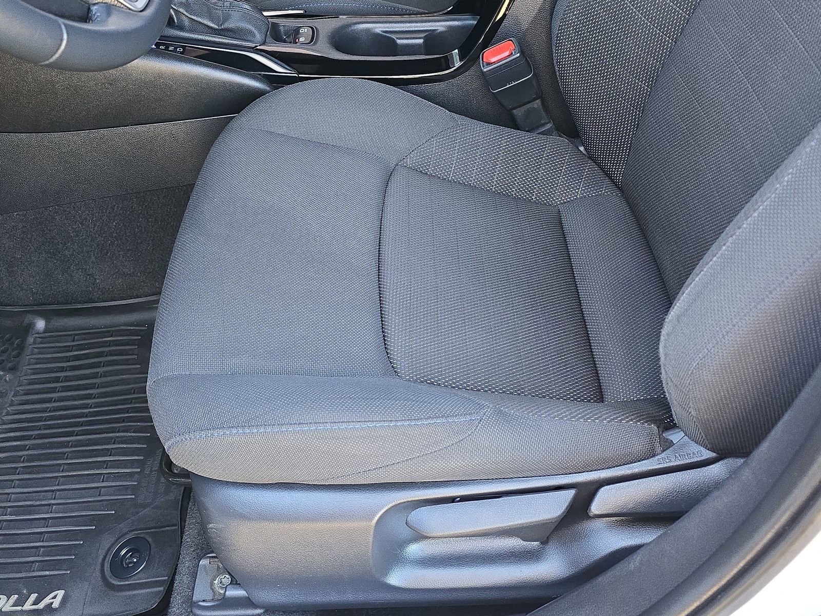 Used 2020 Toyota Corolla SE FWD image 29