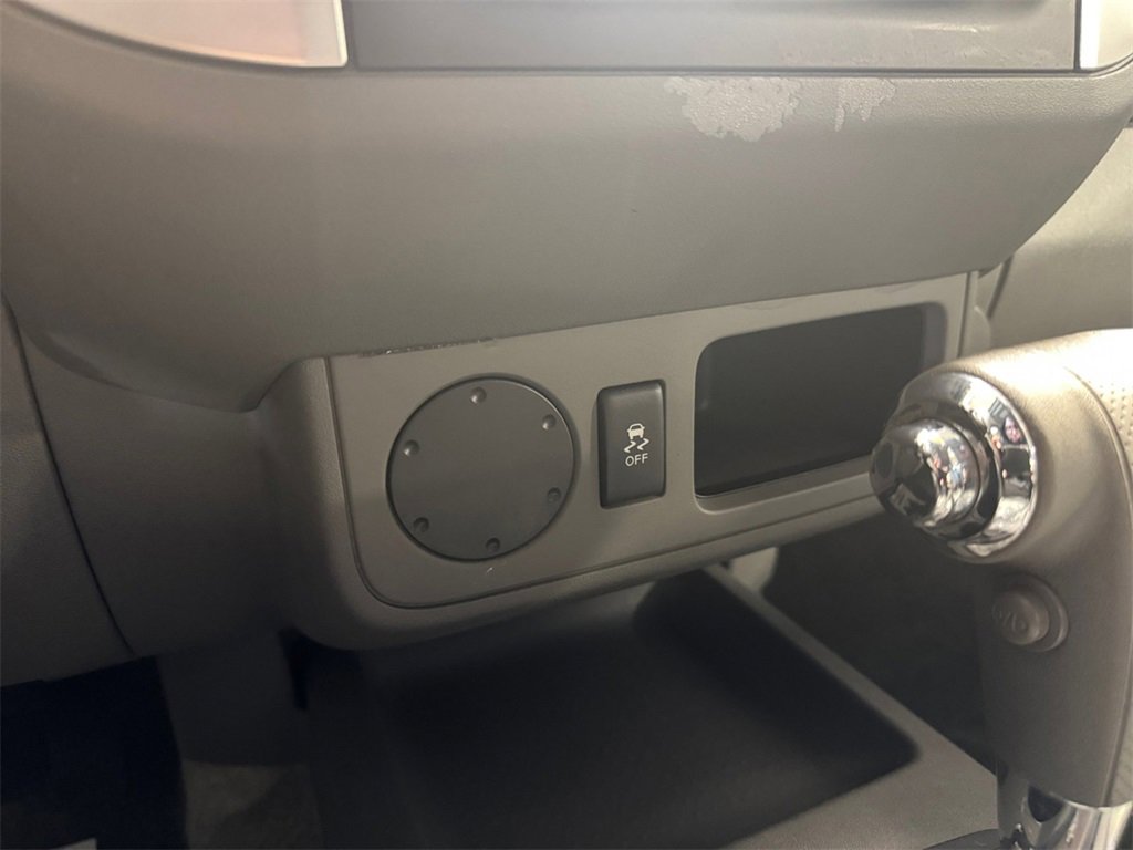 Used 2014 Nissan Frontier S image 30