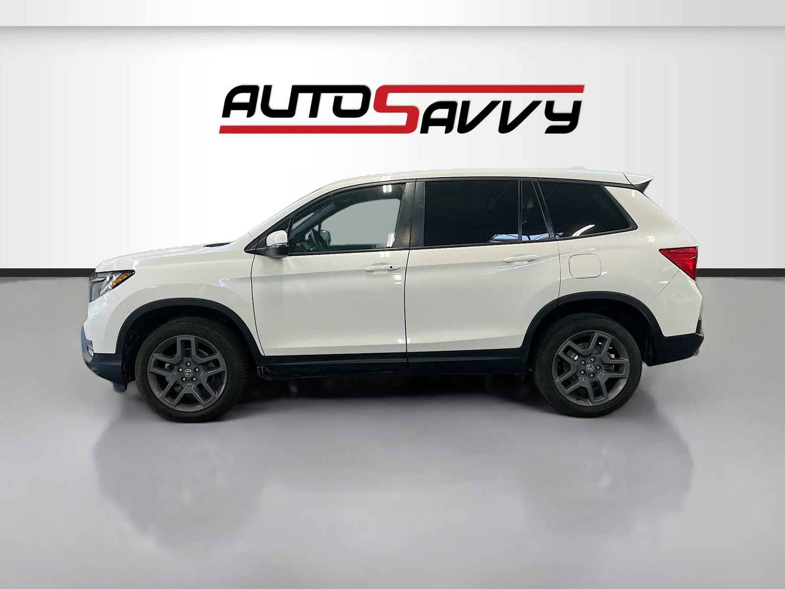Used 2023 Honda Passport EX-L image 4