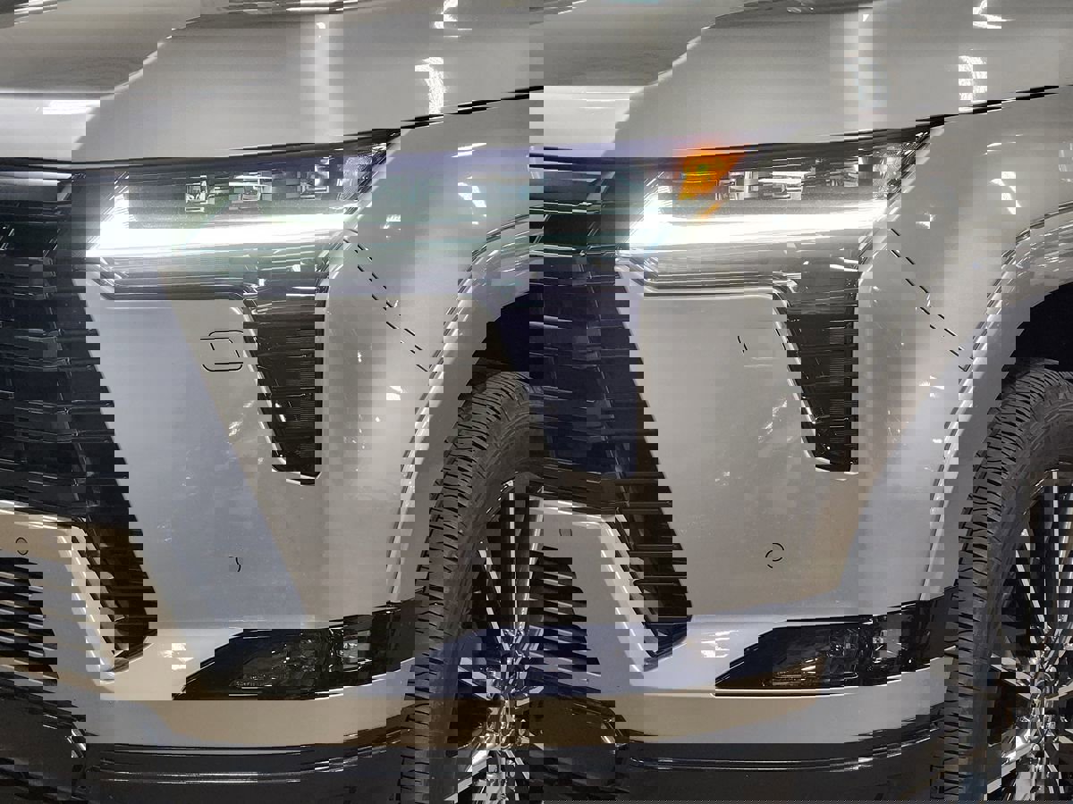 Used 2025 Lexus GX 550 Luxury+ 4WD image 14