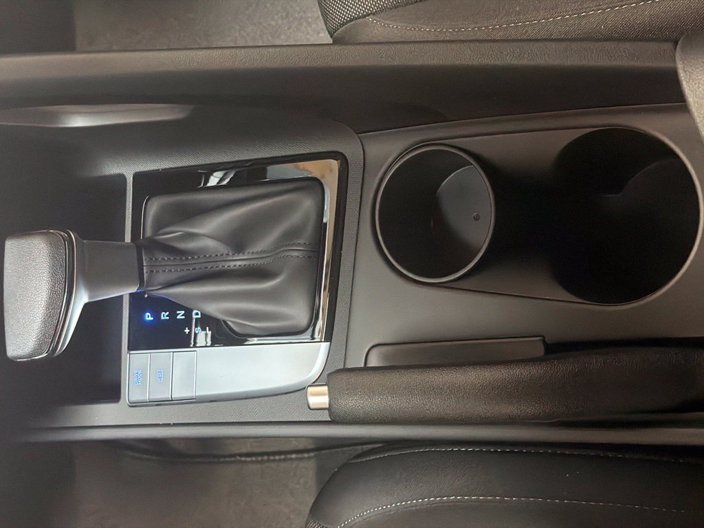 New 2026 Hyundai Elantra SE FWD image 21