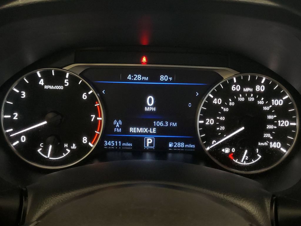 Used 2025 Nissan Altima 2.5 SV FWD image 17