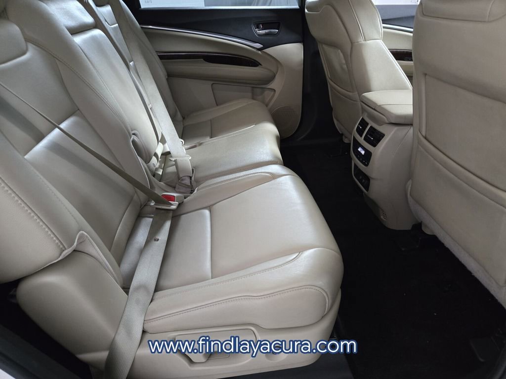 Used 2017 Acura MDX SH-AWD image 19
