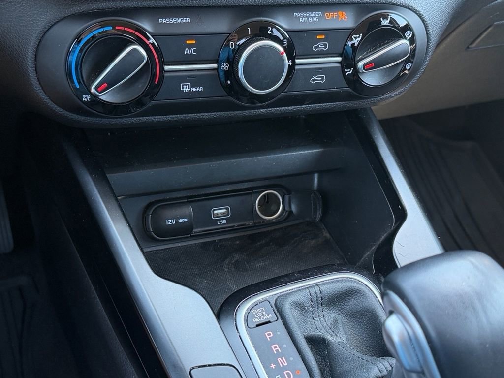 Used 2020 Kia Soul X-Line FWD image 23