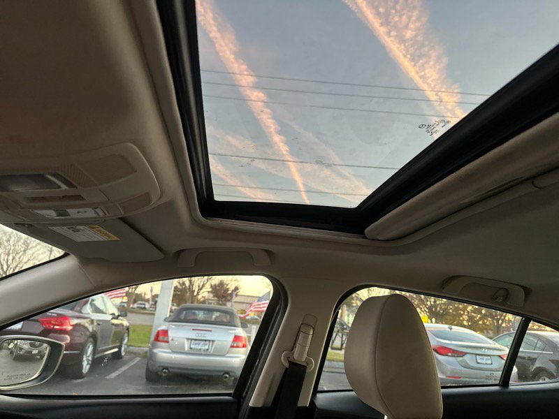 Used 2016 MAZDA MAZDA3 i Touring w/ Popular Equipment Package image 20