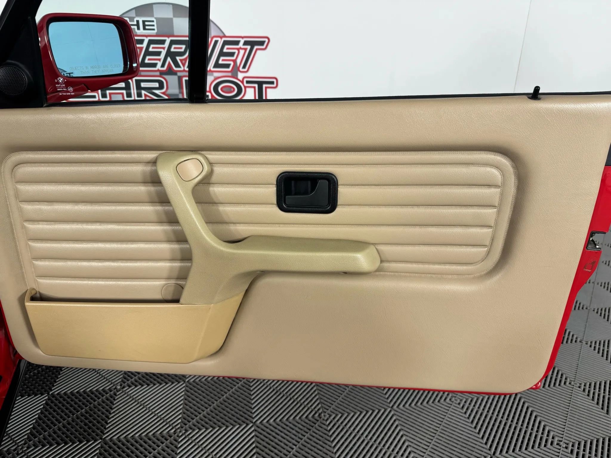 Used 1991 BMW 325i Convertible image 46