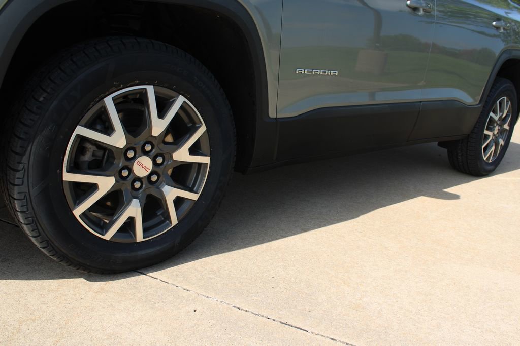 Used 2023 GMC Acadia SLE w/ Driver Convenience Package AWD/4WD image 11