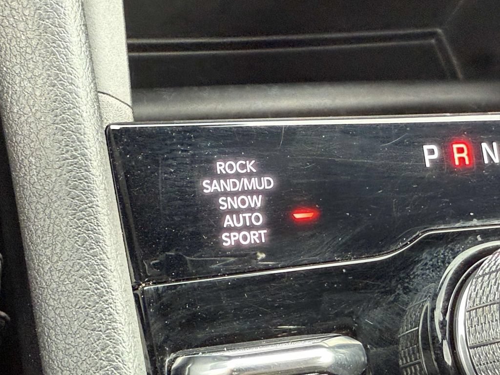 Certified 2023 Jeep Grand Cherokee Overland AWD/4WD image 28