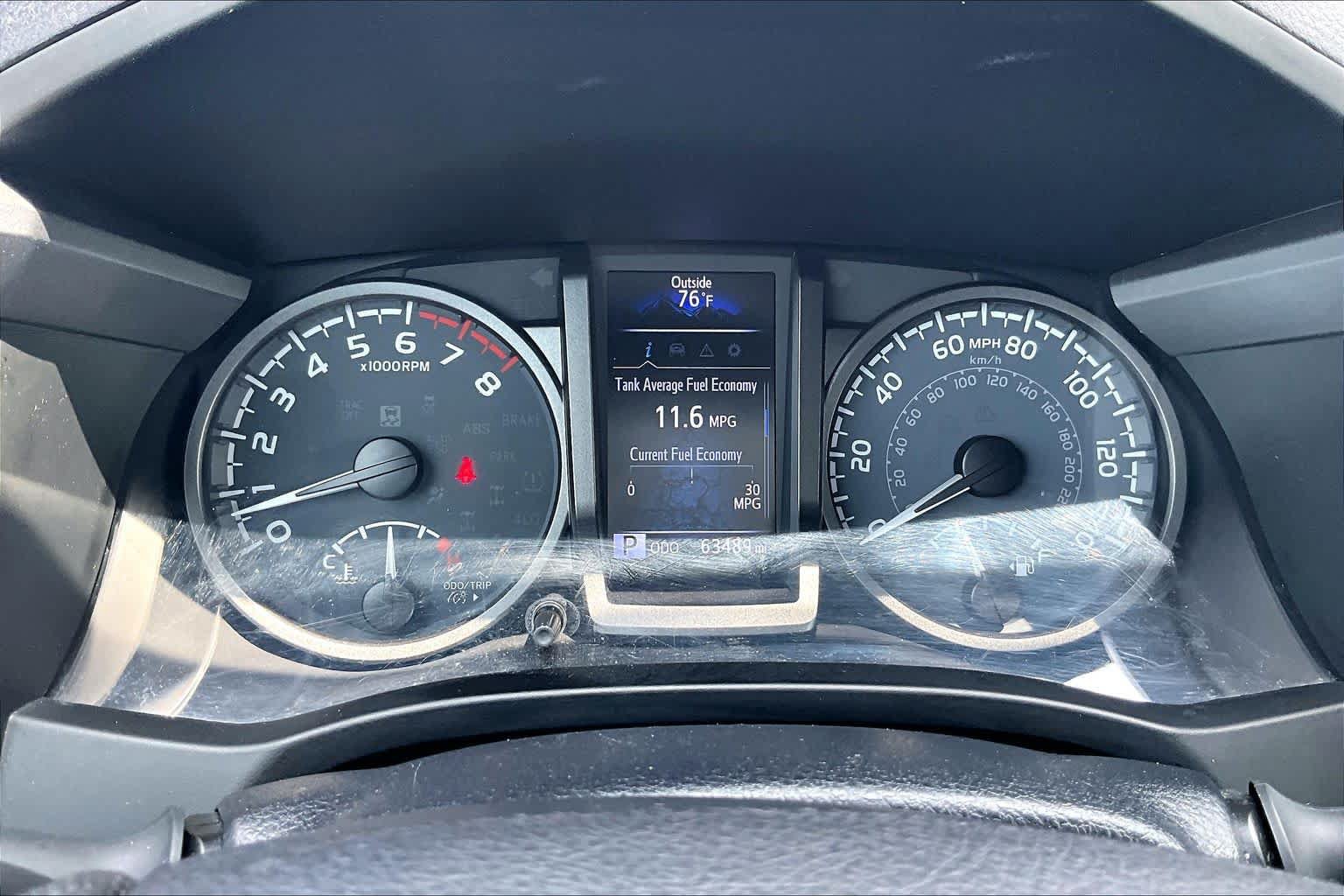 Used 2021 Toyota Tacoma TRD Off-Road w/ Technology Package AWD/4WD image 25